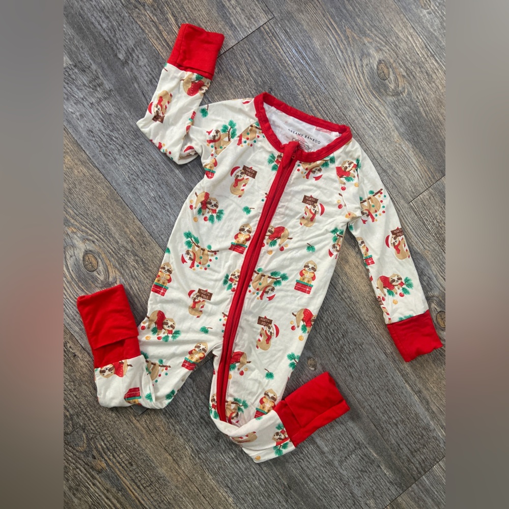 Dreamy Bamboo 3-6 Months Convertible Footie Zip Up Pajamas Christmas Sloth